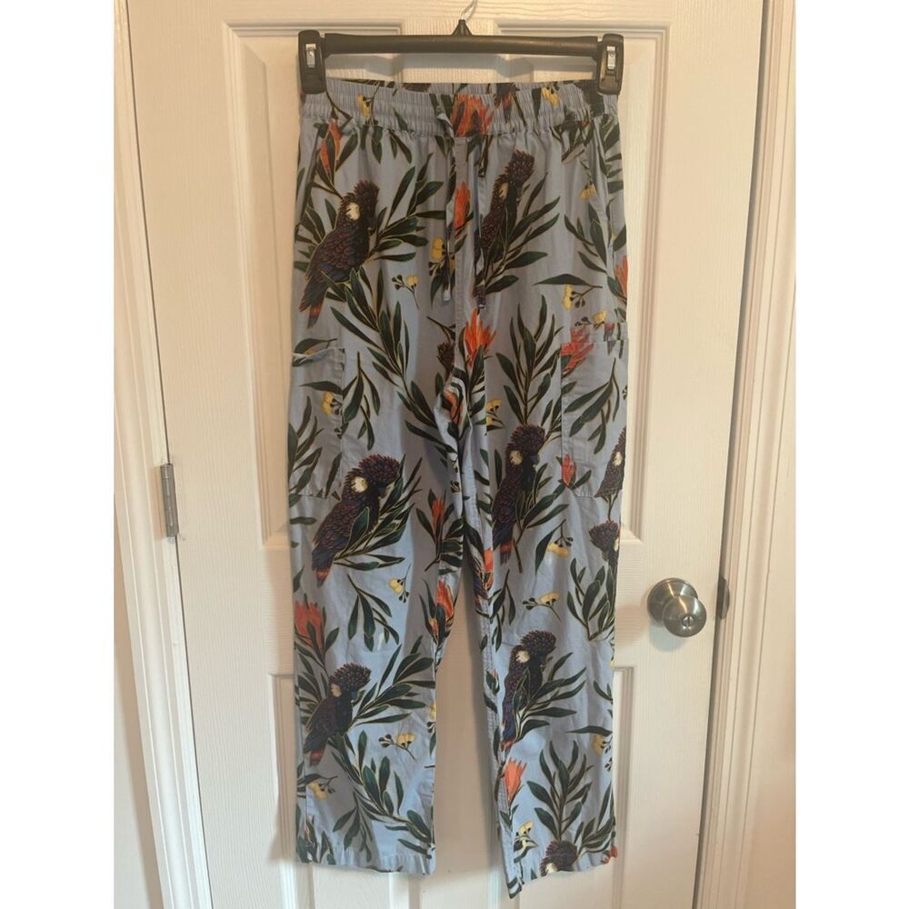Light Blue Parrot Floral Scrub Set - Picture 9 of 11